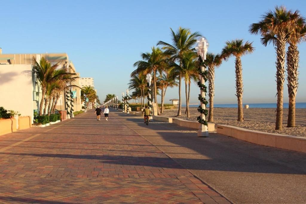 West Lake Park Holiday Retreat Dania Beach Hollywood Exterior foto